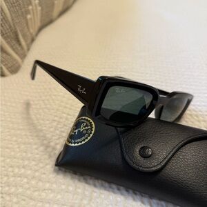 Ray-Ban Kiliane Classic Black Sunglasses with Case